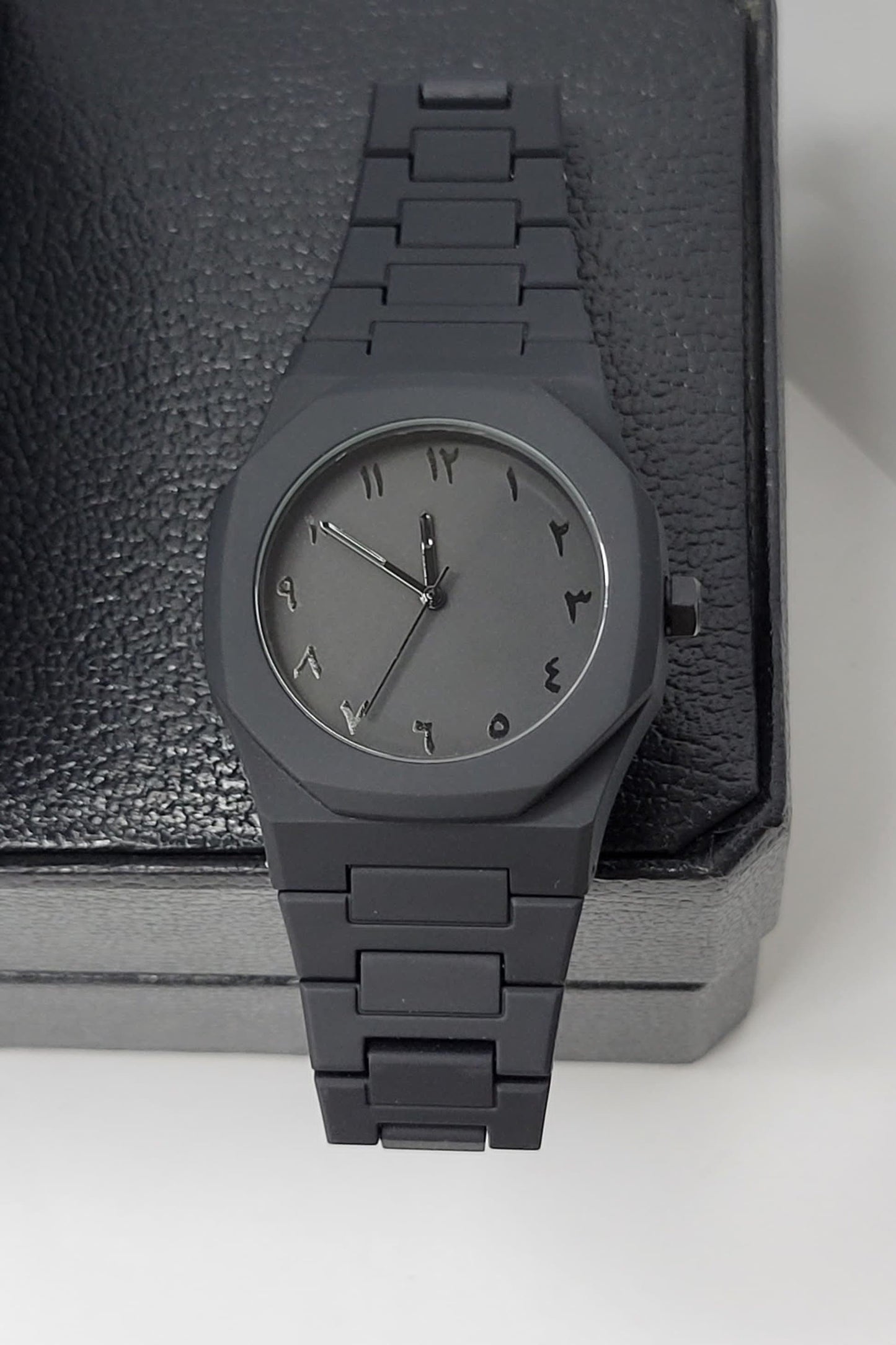 Arabic Aura Watch